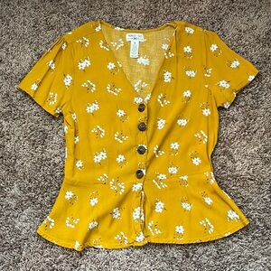 Cute yellow floral blouse
